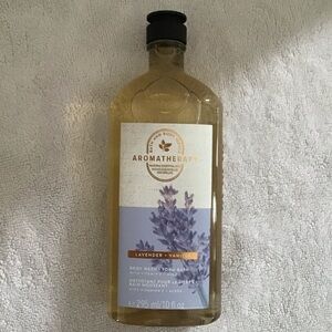 Bath & Body Works Lavender & Vanilla body wash/foaming bath
